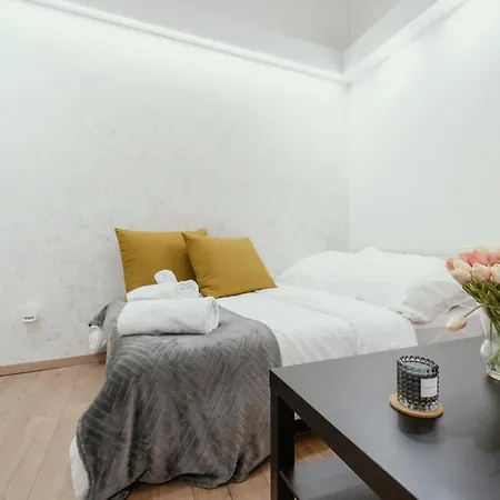 Modelia At Gellert Square Apartament *
