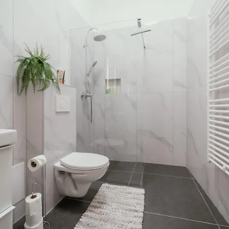 Modelia At Gellert Square Apartament Budapeszt