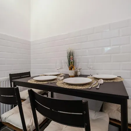 Apartament Modelia At Gellert Square